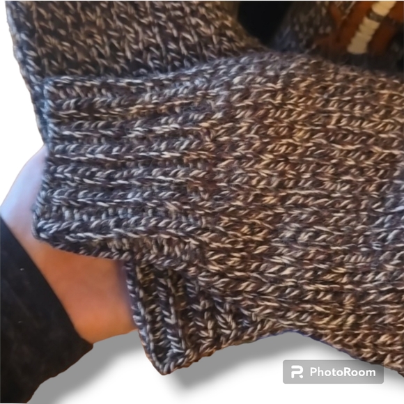 Arctic Fox Virgin Gray Wool Sweater - Picture 4 of 7